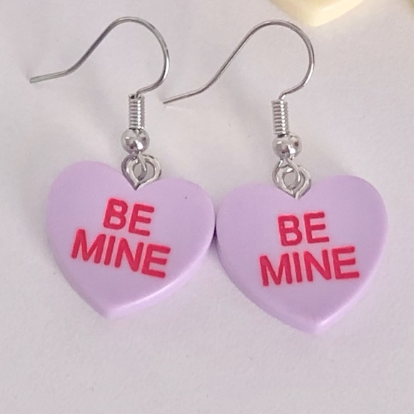 New Conversation Hearts Dangle Drop Earrings Handmade Party Purple Candy Fun - Picture 7 of 7